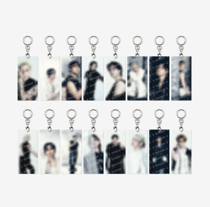 (PRE-ORDER) Stray Kids MD [RUN IT] SECRET ACRYLIC KEYRING (Random)
